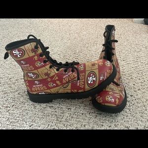 San Francisco 49er rain boots. Worn once. Men size 7, Womens 9